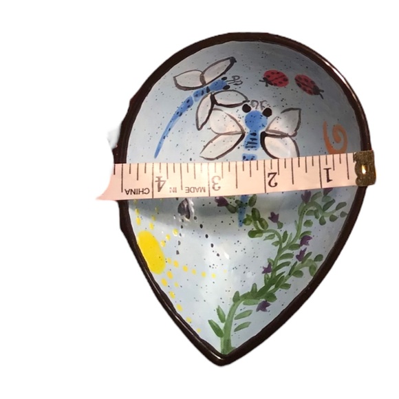 Handpainted dragonfly ceramic dish - Picture 7 of 10